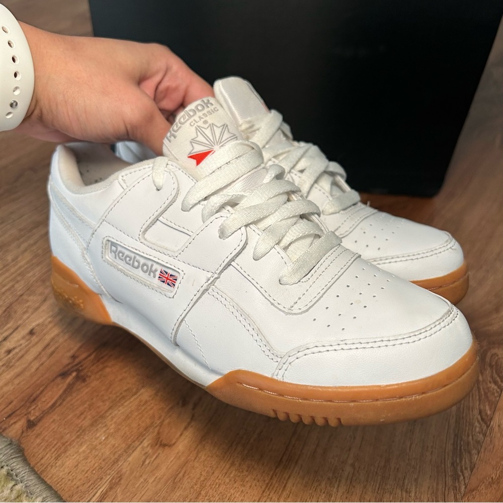 Reebok sneakers white